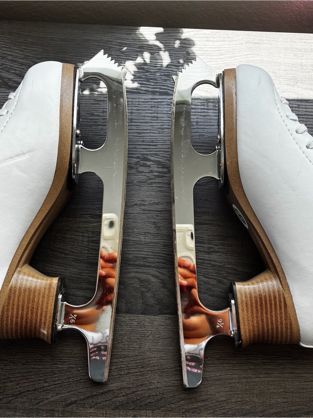 Jackson Elle FS2130 Figure Skates 5W Wide Ultima Mirage Blades Swarovski w/ box - Picture 4 of 16
